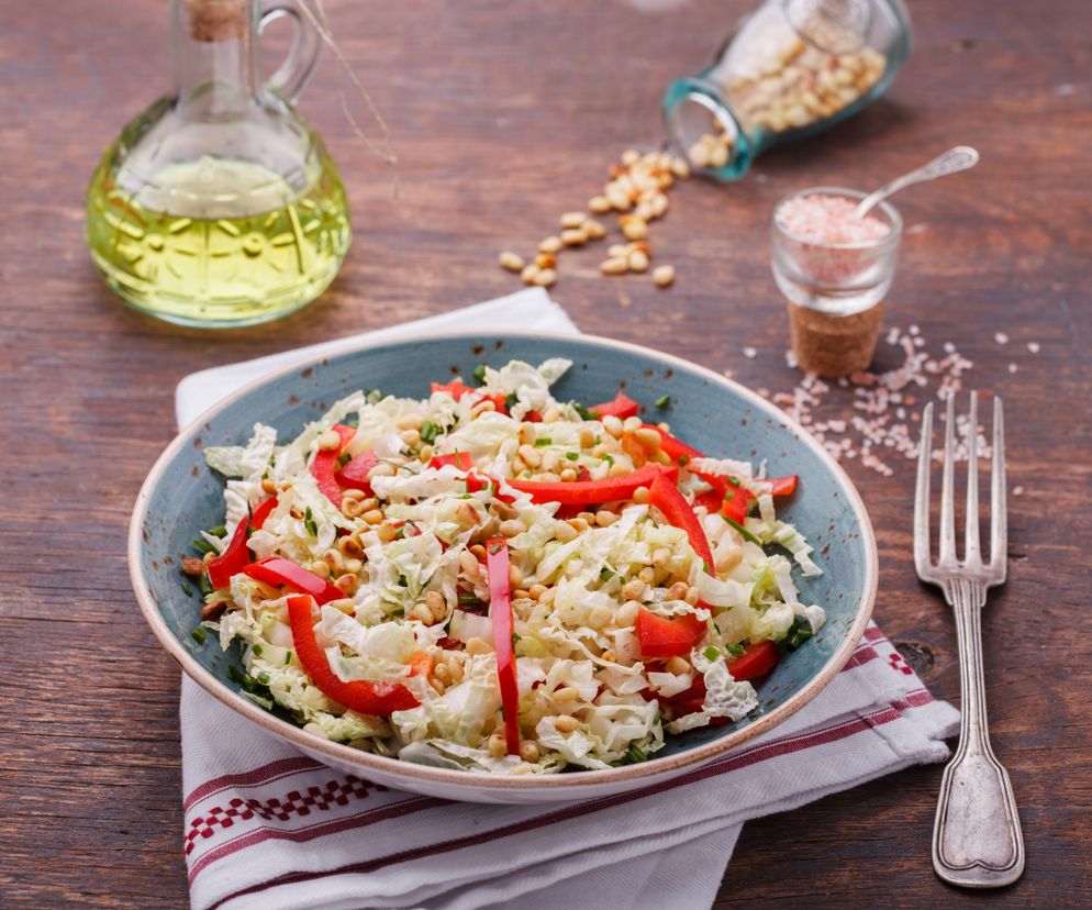 Kapusta marynowana w wodzie mineralnej: prosty przepis na kapustę