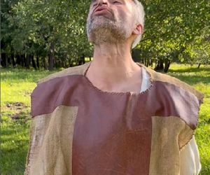 Na sygnale na planie. Benio (Hubert Jarczak)