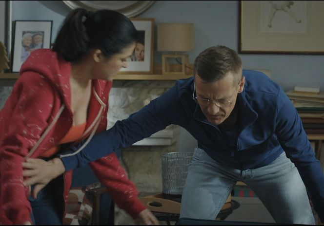 M jak miłość, odcinek 1882. Kinga (Katarzyna Cichopek), Piotrek (Marcin Mroczek)