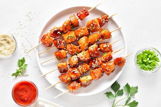 Grillowany kurczak po koreańsku. Zakochasz się w tej glazurze