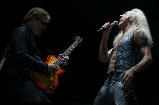 Legendarna formacja Twisted Sister powraca na scenę. Jubileuszowa trasa w 2026 została zapowiedziana 