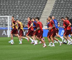 Ostatni trening reprezentacji Polski przed meczem z Austrią. Na stadionie Lewandowski i Dawidowicz 