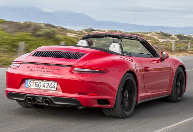 Porsche 911 Carrera GTS Cabriolet