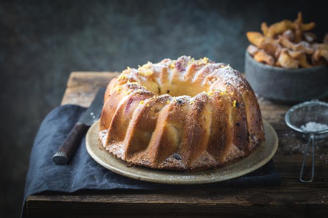 Babka piaskowa - prosta, szybka i puszysta babka świąteczna