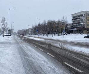 Sytuacja na drogach w Białymstoku. Styczniowy atak zimy w Podlaskiem