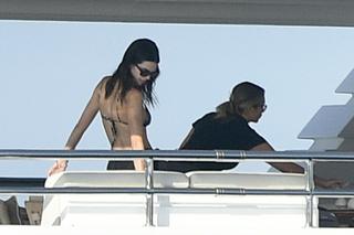 Kendall Jenner i Devin Booker na jachcie