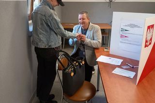 Powiedziała „tak” przy urnie wyborczej!