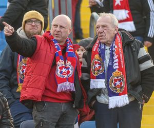 Nie tak miało być. Kompromitacja Niebieskich na Stadionie Śląskim. Wisła rozniosła Ruch Chorzów