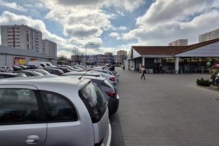 Mordercza wojna dyskontów. Toruńskie warzywniaki tylko na niej zyskują!