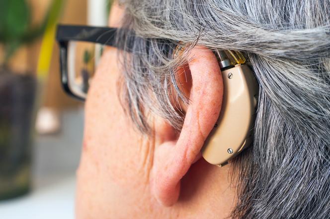 Alarmujące prognozy: nawet co drugi dorosły straci słuch