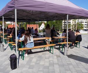 Festiwal Food Trucków w Olsztynie. Pod halą Urania można zjeść dania z kuchni całego świata [ZDJĘCIA]