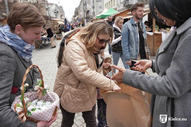 Jarmark Wielkanocny na ulicy Sienkiewicza i na Placu Artystów w Kielcach