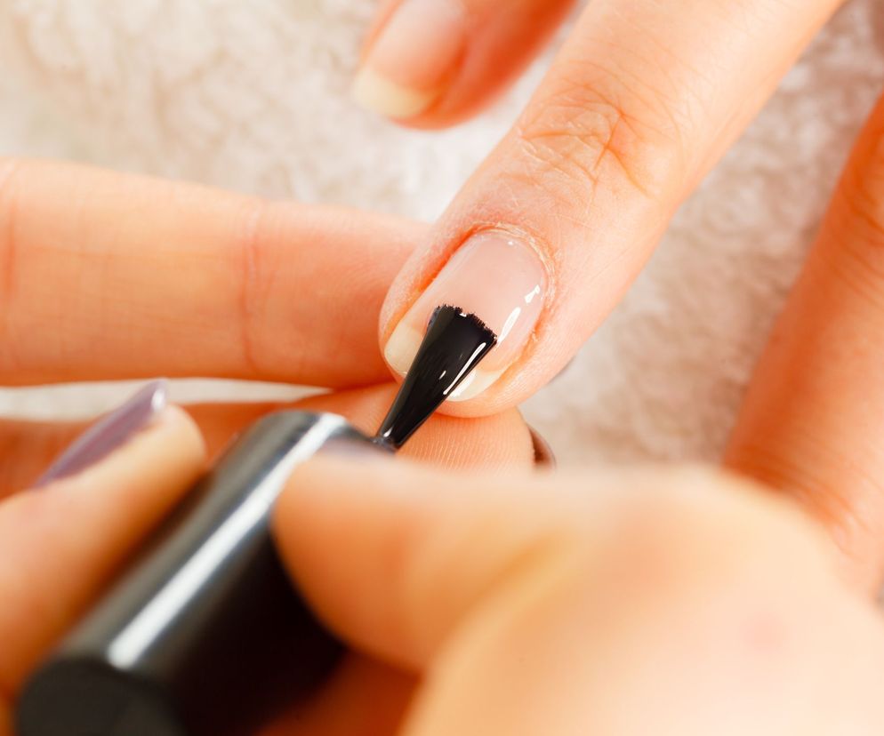 Odżywka do paznokci: jak działa i jaką wybrać?