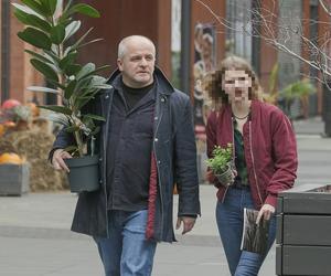 Paweł Kowal z córką na festiwalu roślin
