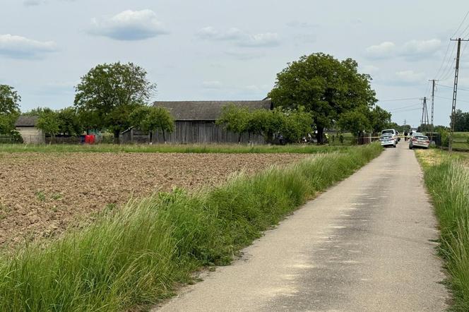 Makabryczne odkrycie w Woli Szczucińskiej. Ciała dwóch dziewczynek w pogorzelisku