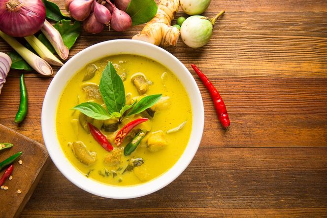 TAJSKIE CURRY Z TOFU. Oryginalne danie w 20 minut!
