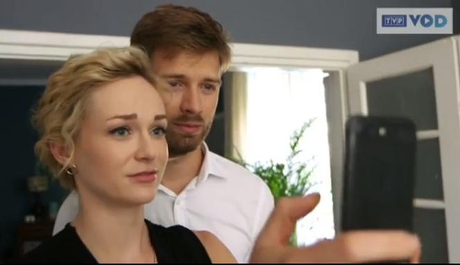 O mnie się nie martw 9 sezon, odcinek 1: Paweł będzie miał nową kochankę, ale oświadczy się Sylwii - ZDJĘCIA