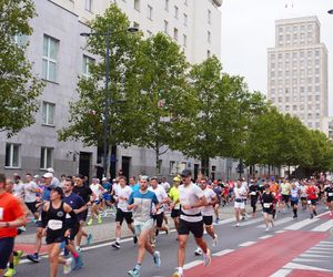 Uczestnicy Maratonu Warszawskiego 2025