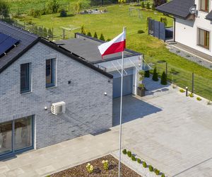 Wywieszanie flagi państwowej. Przepisy, zasady postępowania i kary