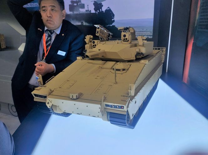 Stoisko Hanwha podczas MSPO 2025