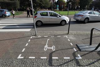 Tu zaparkujesz hulajnogę. W Gdańsku wyznaczono miejsca do postoju elektrycznych jednośladów