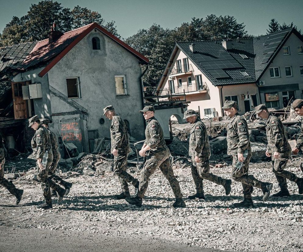 Ponad 26 tysięcy żołnierzy jest skierowanych do akcji pomocowej na terenach powodziowych