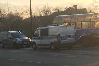 Lublin: Zwłoki mężczyzny na przystanku autobusowym. Kim był? [ZDJĘCIA]