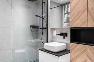 Łazienka z prysznicem