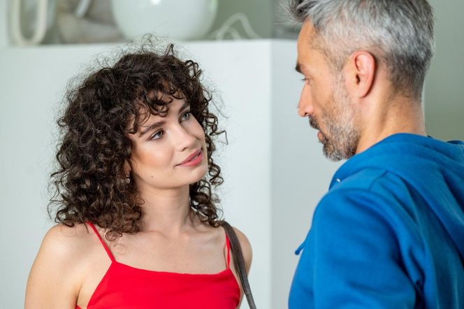 Na sygnale, odcinek 767. Benio (Hubert Jarczak), Róża (Adrianna Jagiełło)