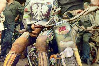 Stary żużel w kolorze