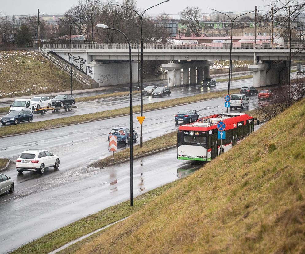 Lublin - ruszyły zimowe naprawy dróg w mieście