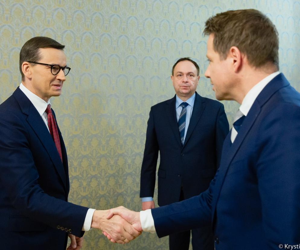 Spotkanie premiera Mateusza Morawieckiego z prezydentem Warszawy Rafałem Trzaskowskim