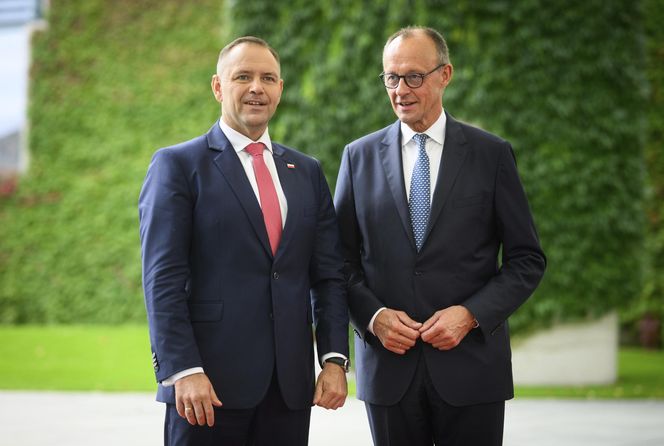 Niemcy mogłyby zacząć spłacać reparacje inwestując w polskie wojsko