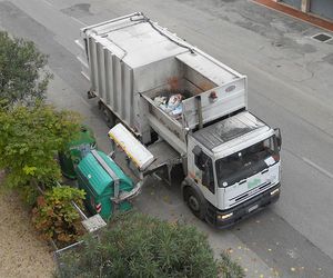 Od nowego roku wyższa stawka za odbiór śmieci w Starachowicach. Zmieni się firma odbierająca odpady