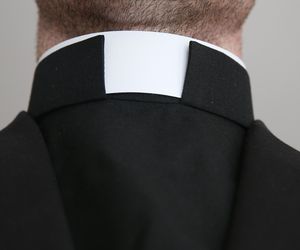 Ksiądz zawieszony. W tle poważne oskarżenia. Kuria reaguje: wpłynęło zgłoszenie o możliwości popełnienia przestępstwa