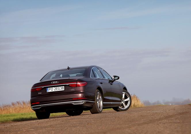 Audi A8 50 TDI quattro tiptronic