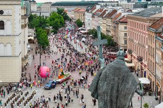 Parada Syrenki przeszła ulicami Warszawy. Tak bawili się mieszkańcy