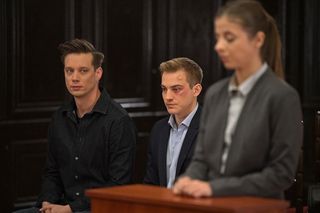 Pierwsza miłość, odcinek 3985: Kamil Biały (Igor Paszczyk), Piotrek (Michał Mikołajczak)