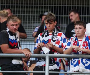 Górnik Zabrze - Termalica Nieciecza. Niesamowita atmosfera na Arenie Zabrze! Kibice Górnika dopingują swoją drużynę