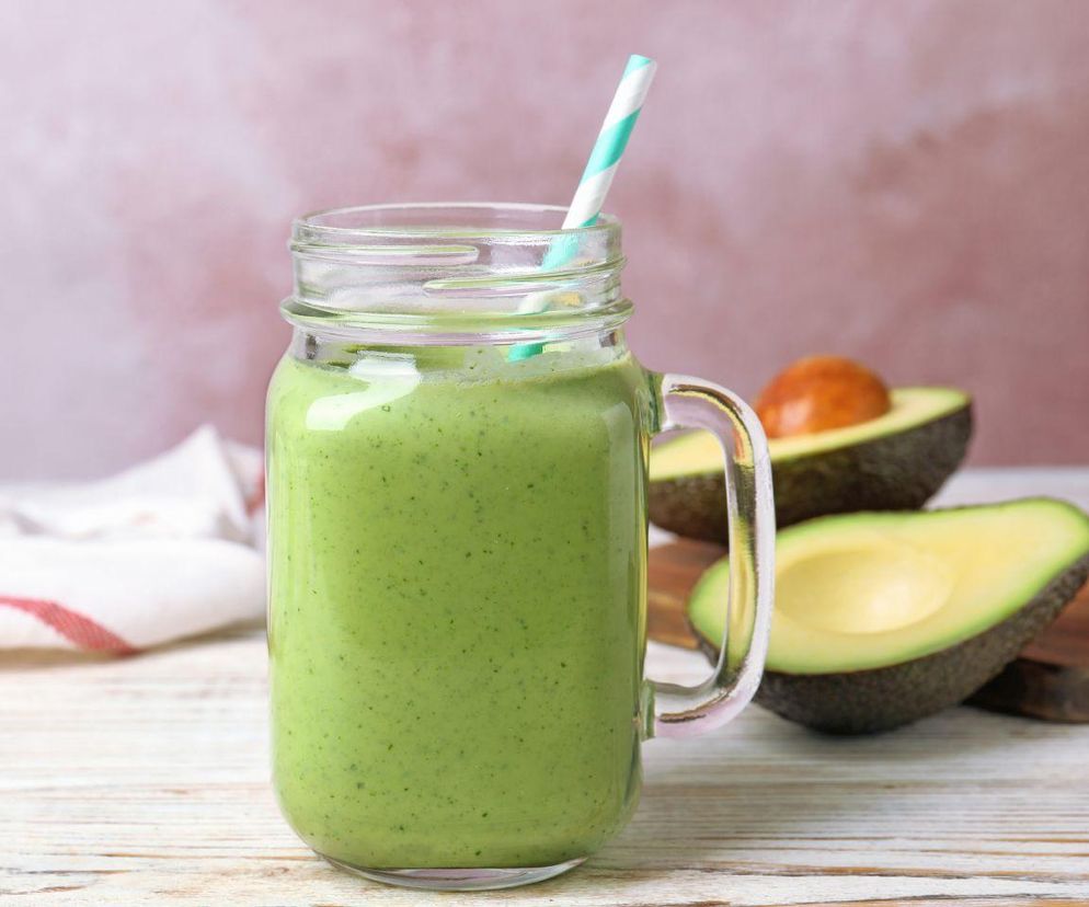 koktajl kokosowo-jaglany z awokado