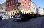 Ulicami Tarnowa przeszedł marsz przeciw przemocy. To reakcja na tragiczną śmierć 16-letniego Szymona 