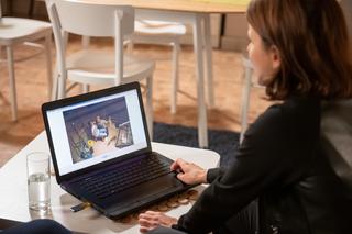 Na Wspólnej, odcinek 2976: Marta dostanie przerażające zdjęcia prostytutek! Ukryje przed policją dowody - ZWIASTUN