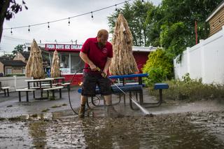 New Jersey sprząta po huraganie