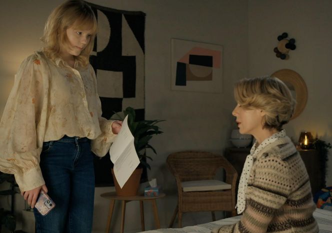 Barwy szczęścia, odcinek 3192. Emilka (Jessica Frankiewicz), Malwina (Joanna Gleń)