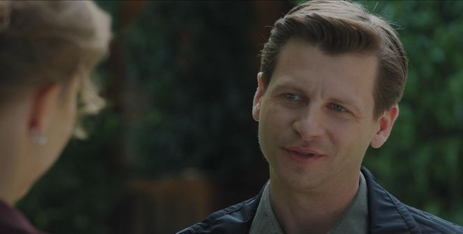 M jak miłość odc. 1886. Hania (Wiktoria Basik), AdamM jak miłość odc. 1886. Natalka (Dominika Suchecka), Adam Karski (Patryk Szwichtenberg) Karski (Patryk Szwichtenberg)