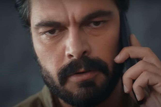 Nana usłyszy, że Yaman nakazuje swojemu człowiekowi, by ją prześwietlił 