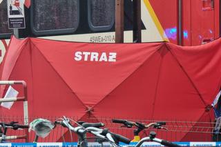 Makabra w Józefowie. Pociąg SKM zabił 14-latkę na przejściu dla pieszych!