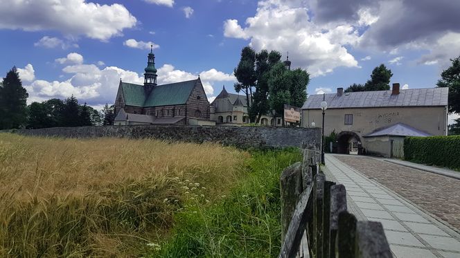 Malowniczy Wąchock zachwyca o każdej porze roku