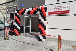 W budynku BCU nr 2 w Siedlcach znajduje się duża hala i 11 sal szkoleniowych, które zostały bardzo nowocześnie wyposażone.