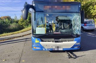 Autobus potrącił chłopca na hulajnodze elektrycznej. Śmigłowiec LPR w akcji
